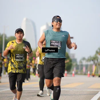 Runner Photo 6405715
