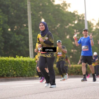 Runner Photo 6405724