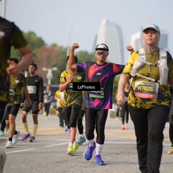 Runner Photo 6405733