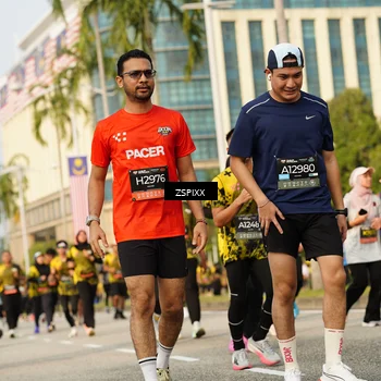 Runner Photo 6405767