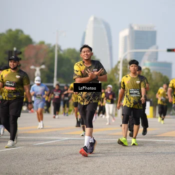 Runner Photo 6405821