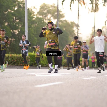 Runner Photo 6405824