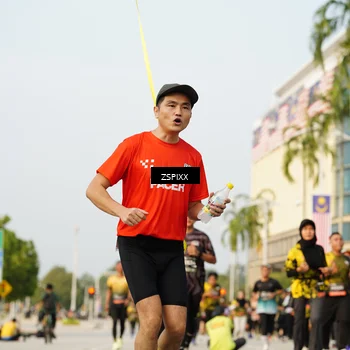 Runner Photo 6405863