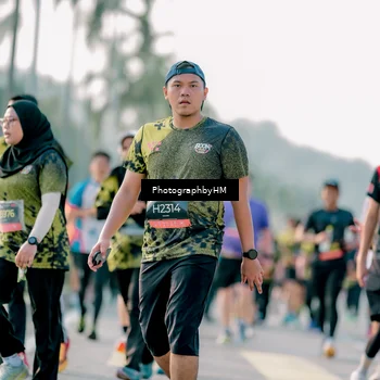 Runner Photo 6405891