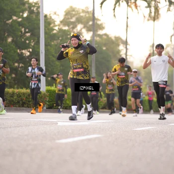 Runner Photo 6405900