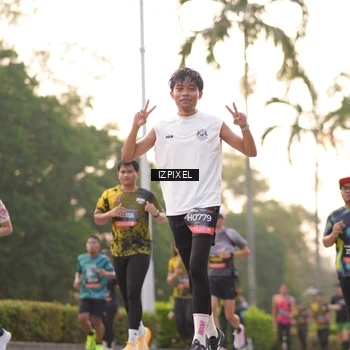 Runner Photo 6405979