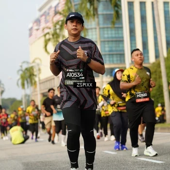 Runner Photo 6405988