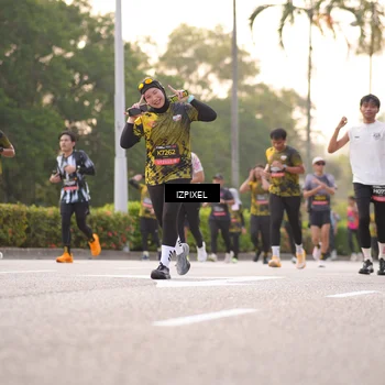 Runner Photo 6406010
