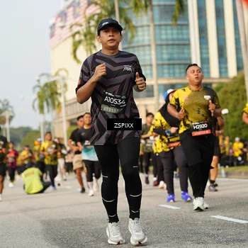 Runner Photo 6406032