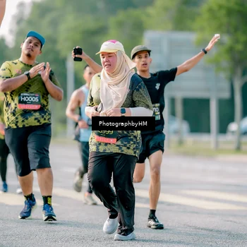 Runner Photo 6406038