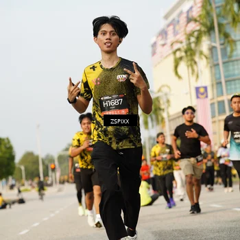 Runner Photo 6406040