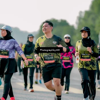 Runner Photo 6406043
