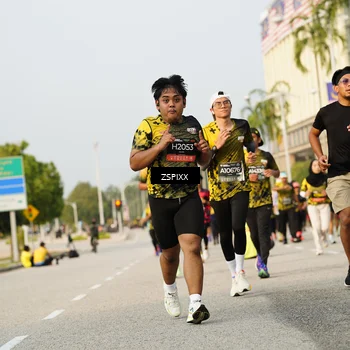 Runner Photo 6406057