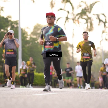 Runner Photo 6406066