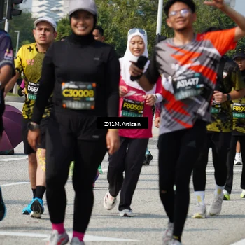 Runner Photo 6406124