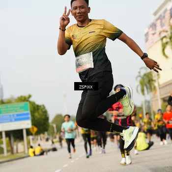 Runner Photo 6406139