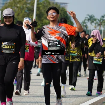 Runner Photo 6406155