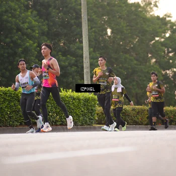 Runner Photo 6406203