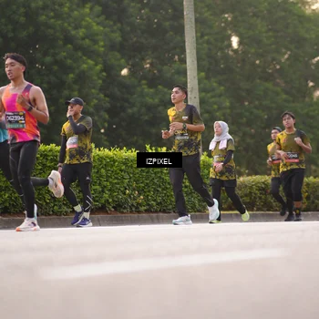 Runner Photo 6406222