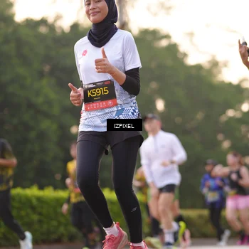 Runner Photo 6406271