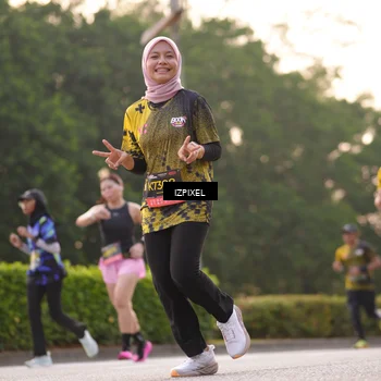Runner Photo 6406312