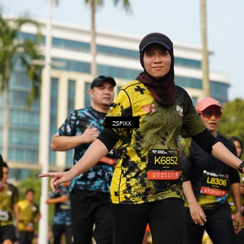 Runner Photo 6406344