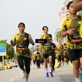 Runner Photo 6406388