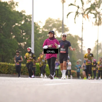 Runner Photo 6406410