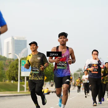 Runner Photo 6406426