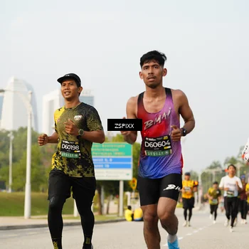 Runner Photo 6406440