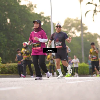 Runner Photo 6406457