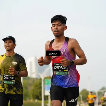 Runner Photo 6406462