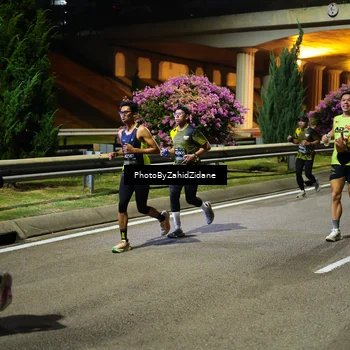 Runner Photo 6406474