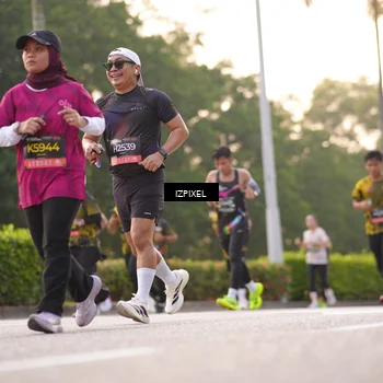 Runner Photo 6406493
