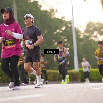 Runner Photo 6406495