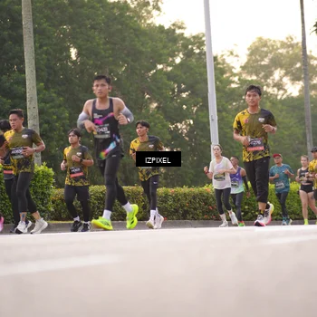 Runner Photo 6406509