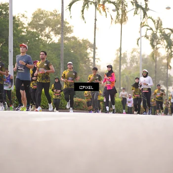 Runner Photo 6406546