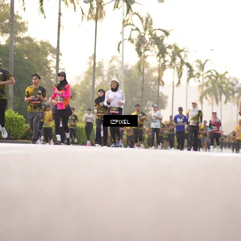 Runner Photo 6406590