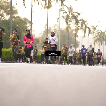Runner Photo 6406635
