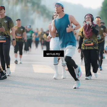Runner Photo 6406647