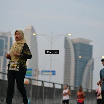 Runner Photo 6406650