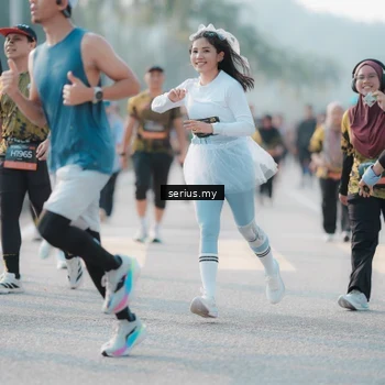 Runner Photo 6406661