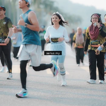 Runner Photo 6406666