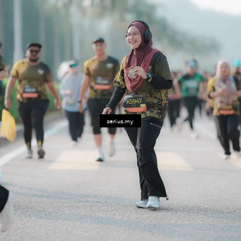 Runner Photo 6406686