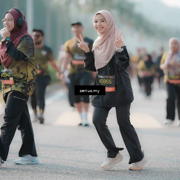 Runner Photo 6406712
