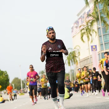 Runner Photo 6406715