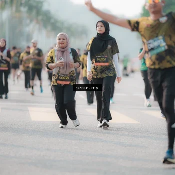 Runner Photo 6406717