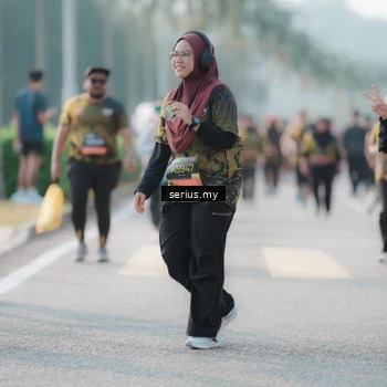 Runner Photo 6406723