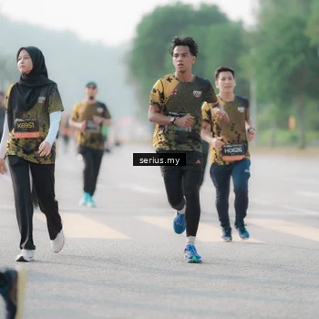Runner Photo 6406726