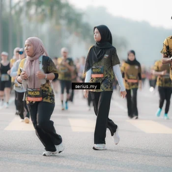 Runner Photo 6406733